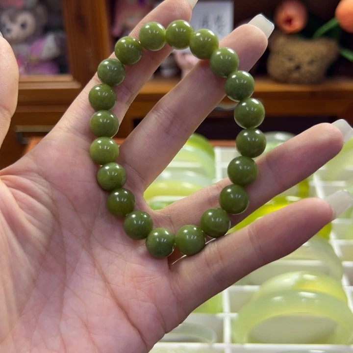 蛇纹石玉未镶嵌手镯139