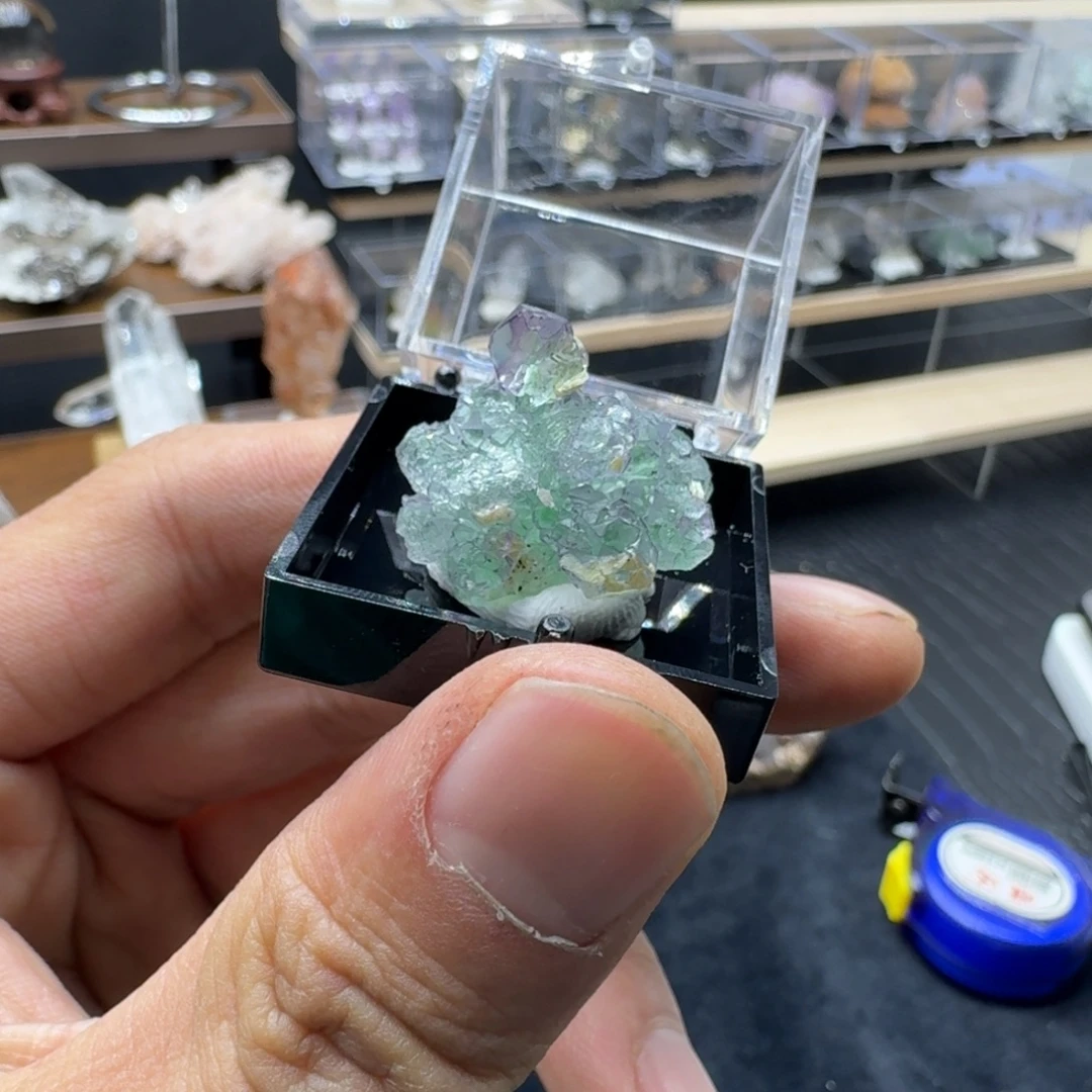 未镶嵌水晶珠宝半成品