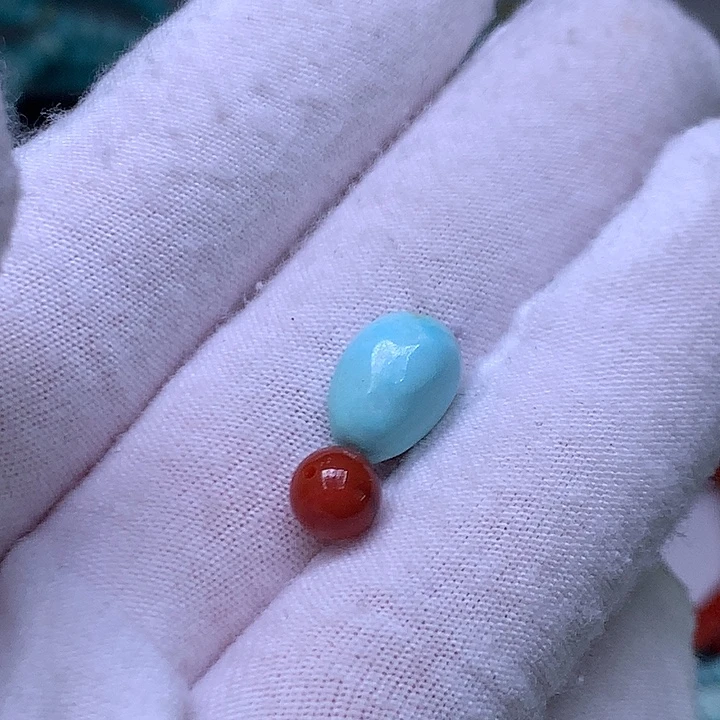 南红玛瑙未镶嵌珠宝奇石