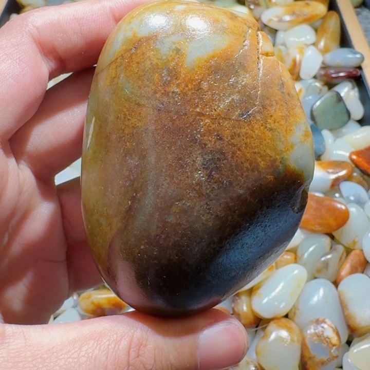 和田玉未镶嵌挂件189克