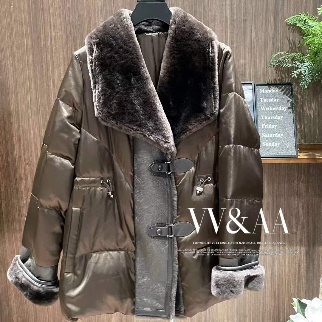 VV&AA 冬季新款时尚桑蚕丝绵羊皮皮毛一体鹅绒服 PM3859