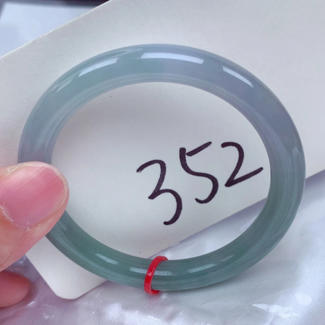 翡翠未镶嵌手镯翡翠