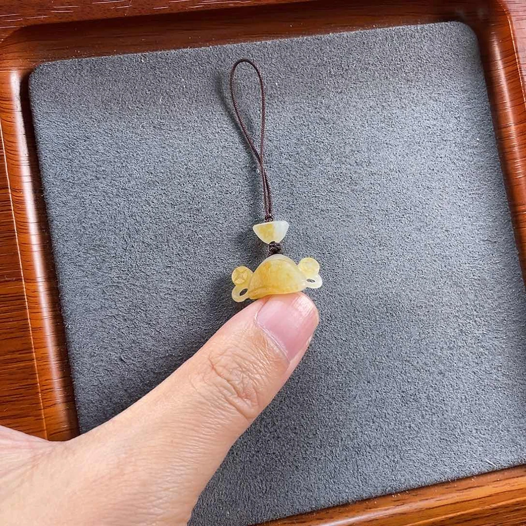 和田玉吊坠(不含链)未镶嵌C****?