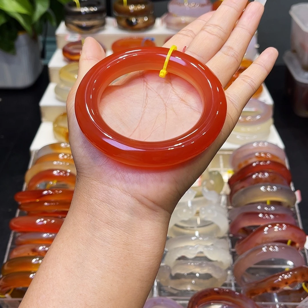 玛瑙/玉髓未镶嵌手镯