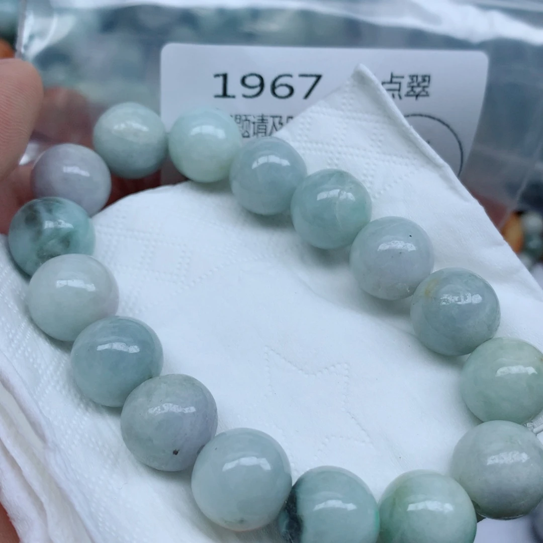 翡翠未镶嵌颈饰珠珠子