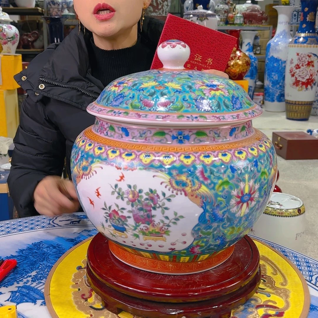 景德镇陶瓷储物罐带底座