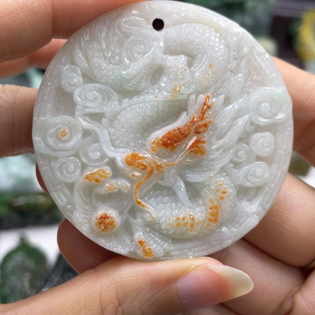 翡翠未镶嵌颈饰牌子