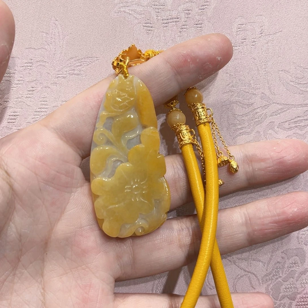 翡翠合金吊坠(赠链)