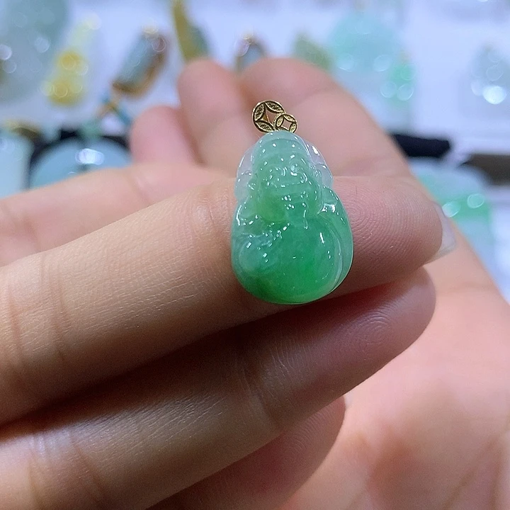 翡翠颈饰18K金镶嵌天然翡翠A货吊坠