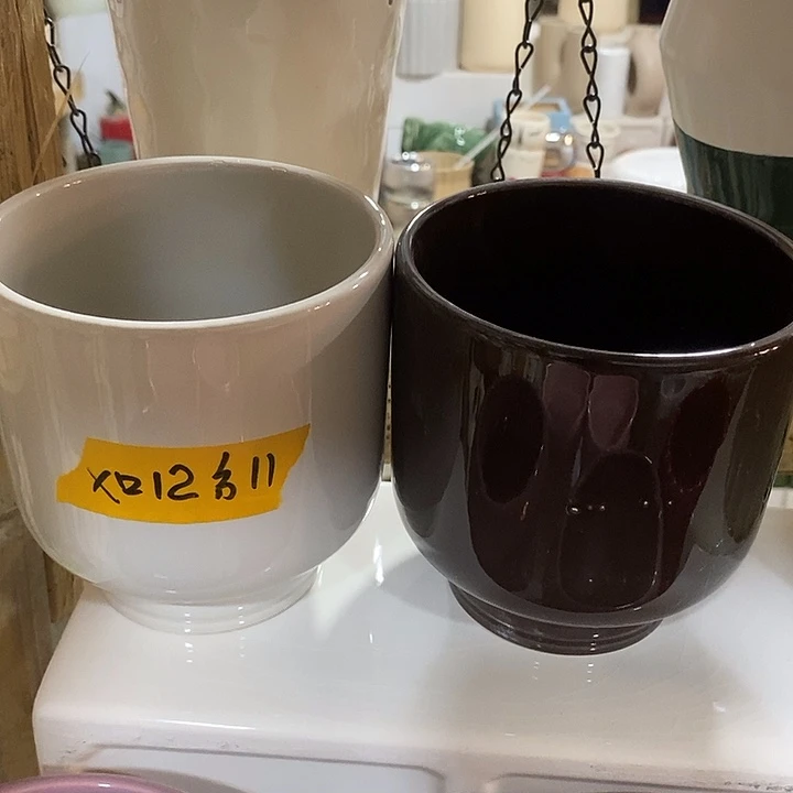 摆件陶盆有孔 瑕疵介意勿拍