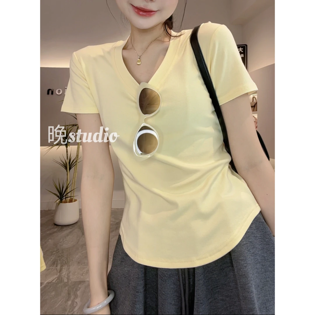 【夏日温柔】夏季必备纯欲风女显瘦V领短袖T恤女版型设计短袖上衣