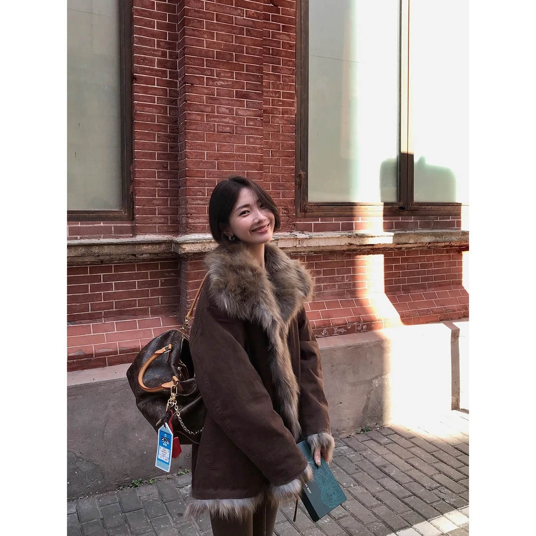 QYao Girls"黑巧拿铁"毛毛外套女派克服中长款年轻款美拉德