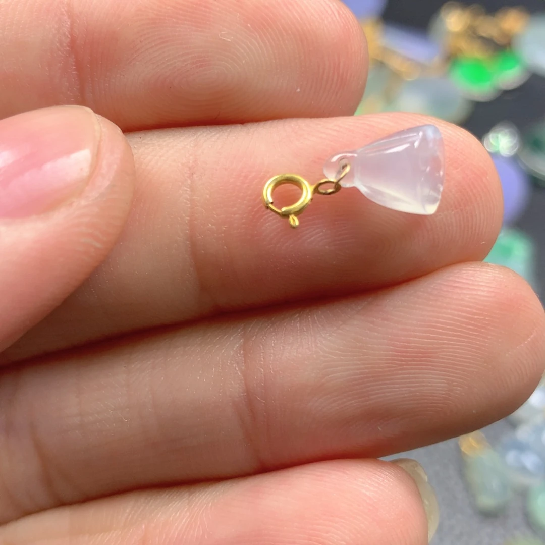 【闪购商品】翡翠颈饰18K金镶嵌翡翠