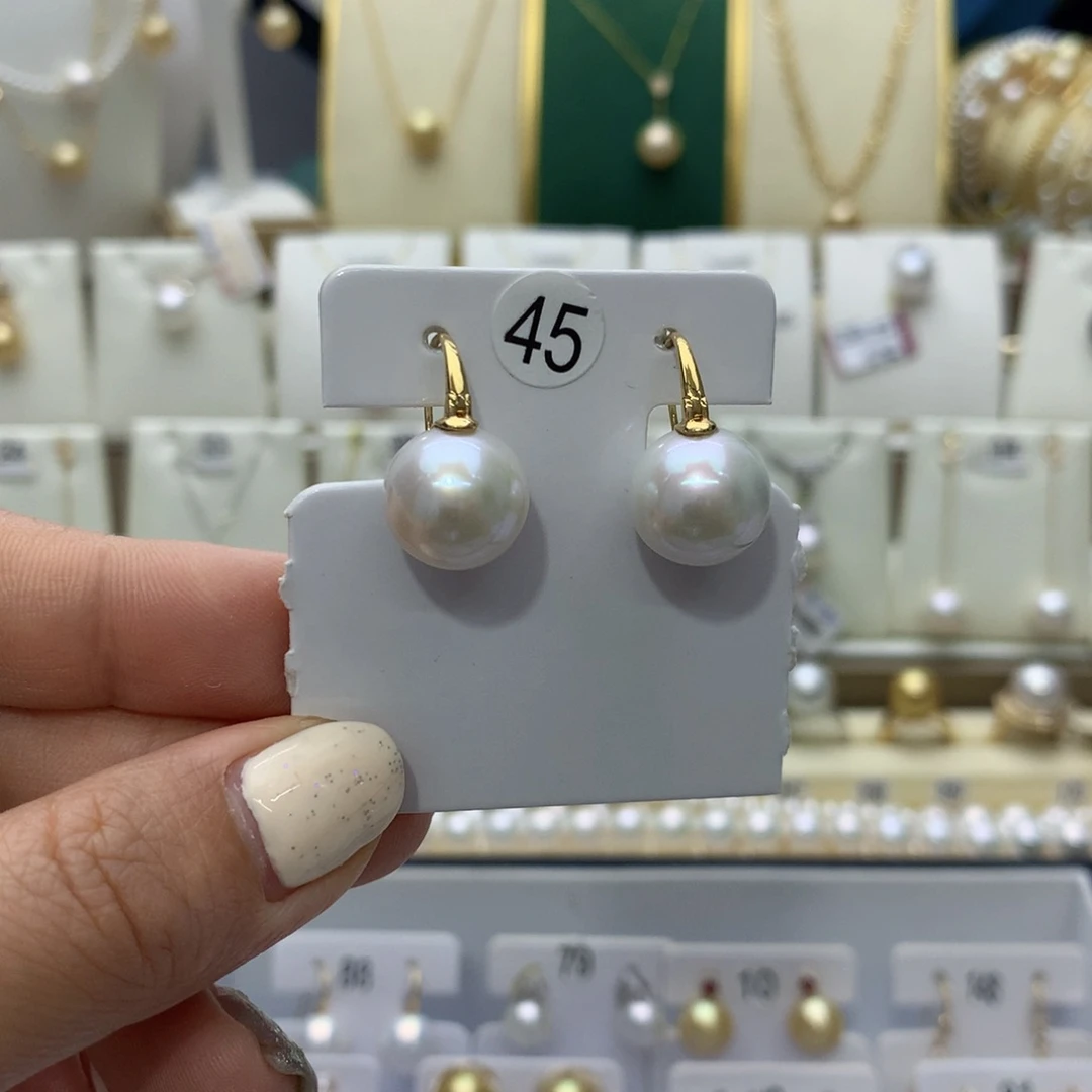 18K金镶嵌淡水珍珠耳饰