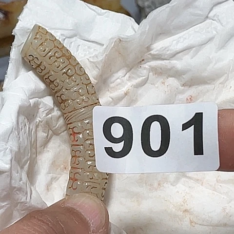 摆件紫*瓷器中出土瓷器数量之众多