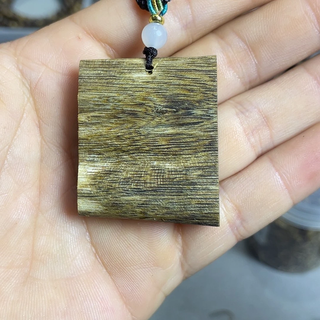 沉香碎屑沉香奇楠沉香老料花香韵