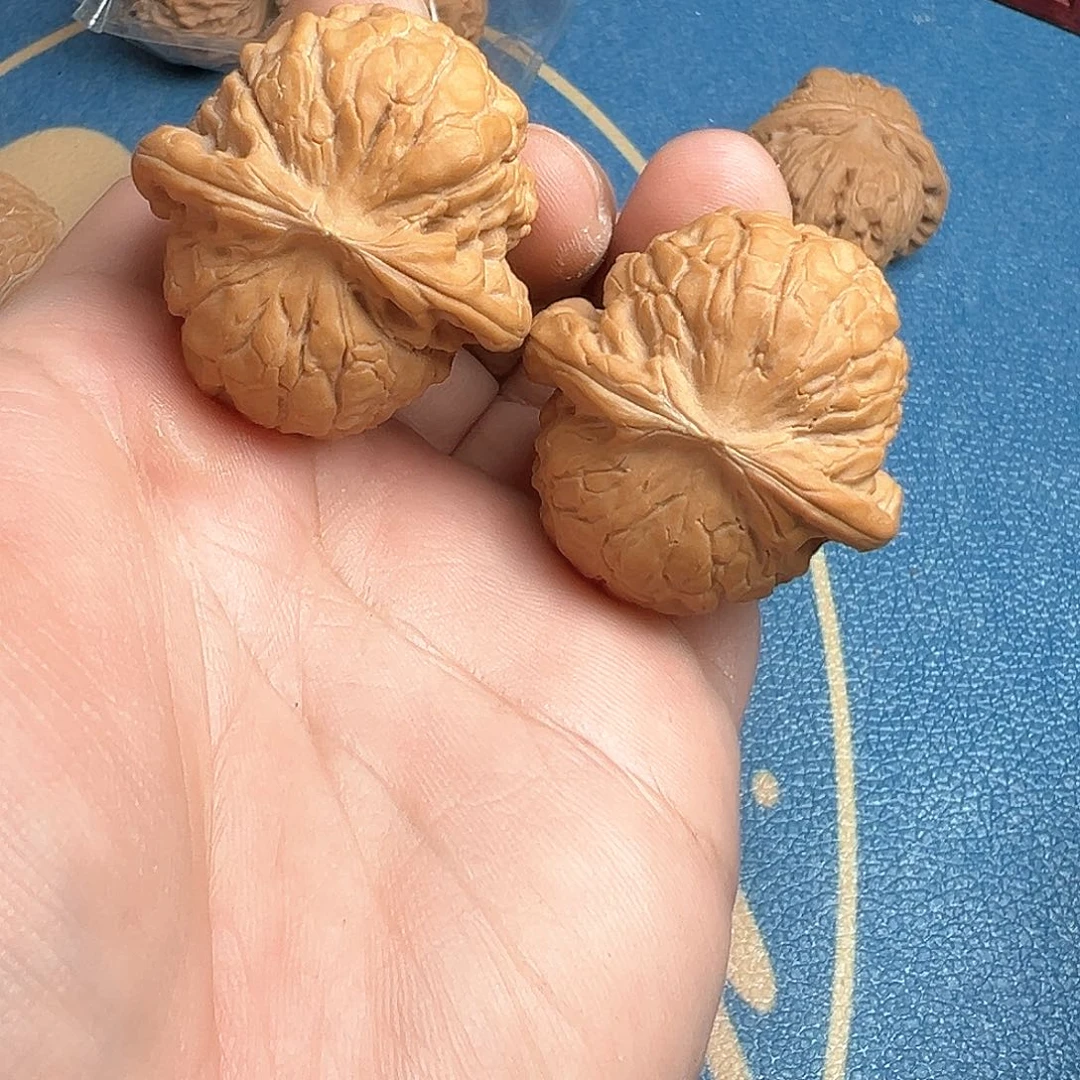 文玩核桃吊坠39甲骨文、全品