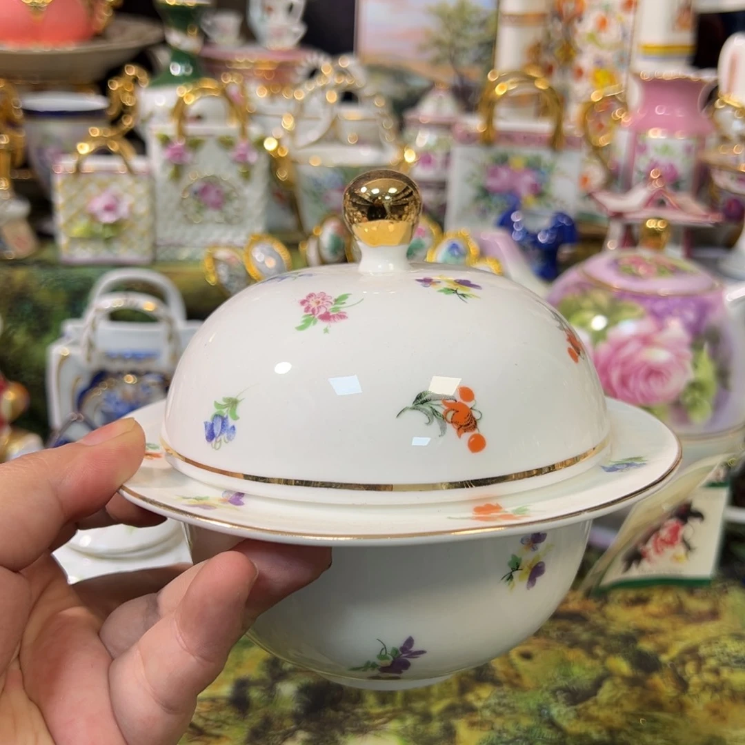 摆件鹿与海陶瓷家居用品有限公司