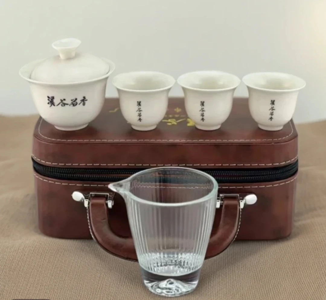 溪谷旅行茶具