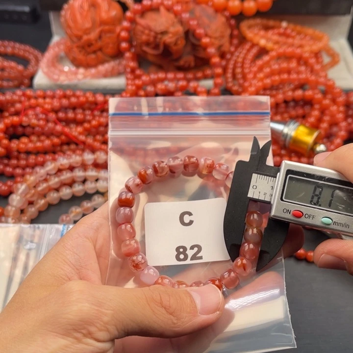 南红玛瑙未镶嵌多样性发货默认微瑕称重8mm