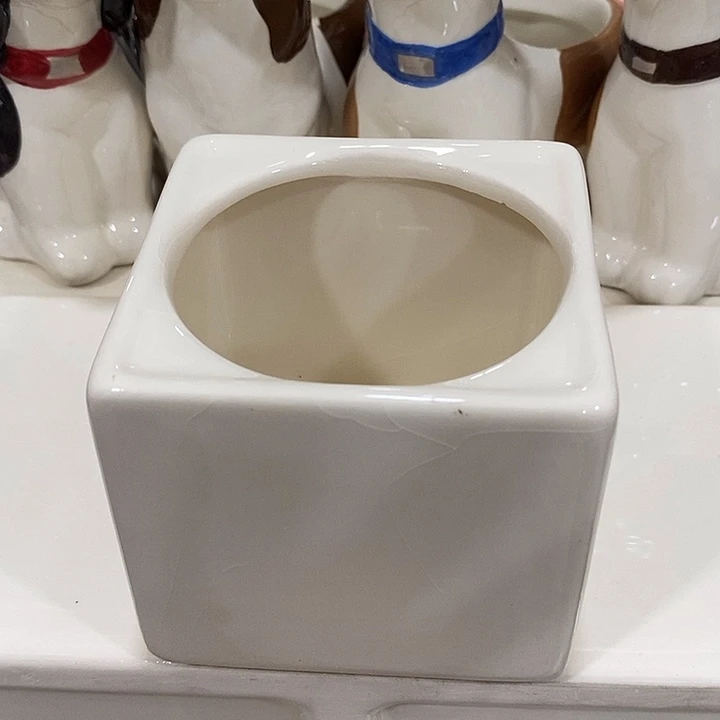 摆件陶盆有孔 瑕疵介意勿拍