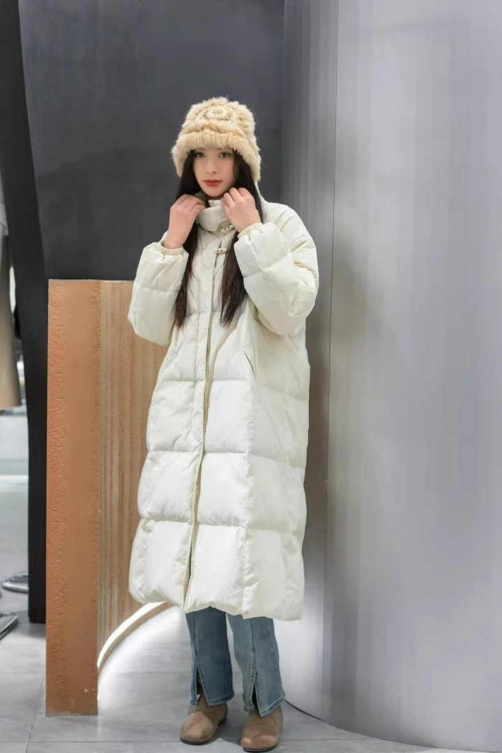 微薇不争初春反季促销  百搭女士 设计师 鹅绒服