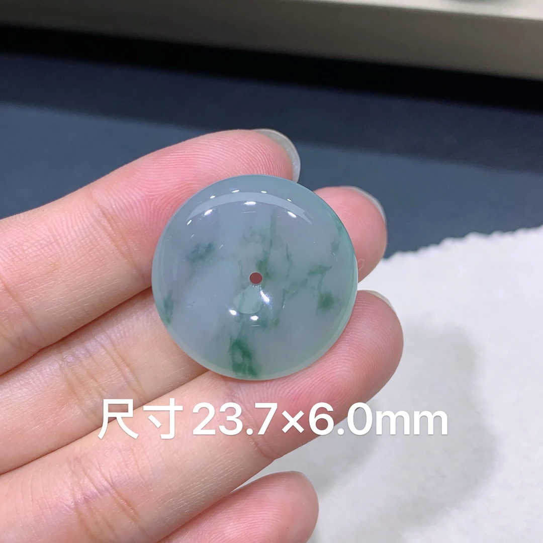 缅甸天然A货翡翠 冰种飘花平安扣吊坠 玉质细腻 k135