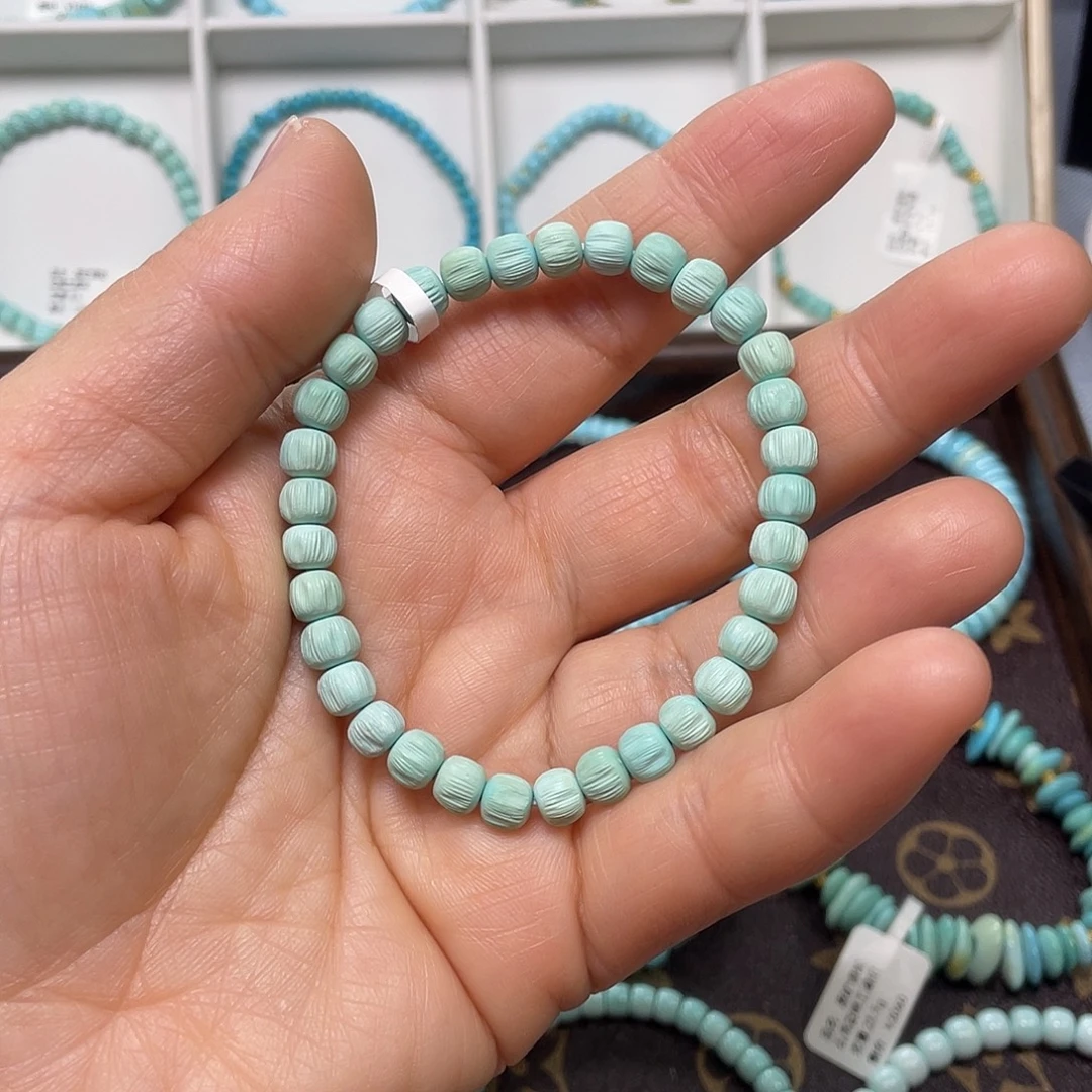 绿松石未镶嵌珠宝奇石021