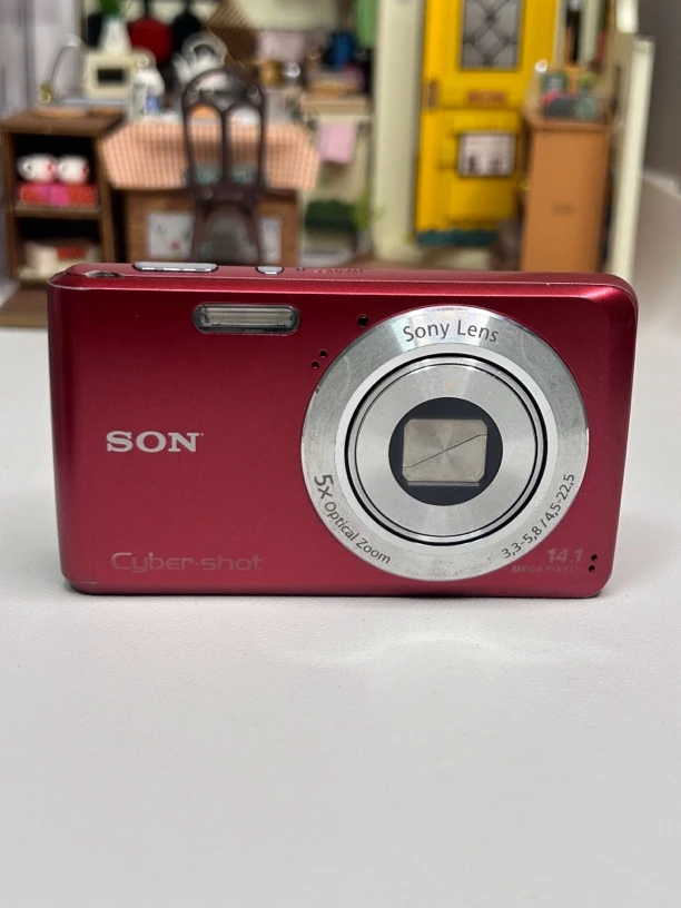 9新 Sony/索尼 W520,1410万像素,5倍光学变焦