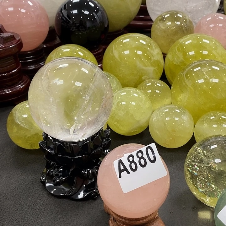 小***小石材天然粉水晶6.6