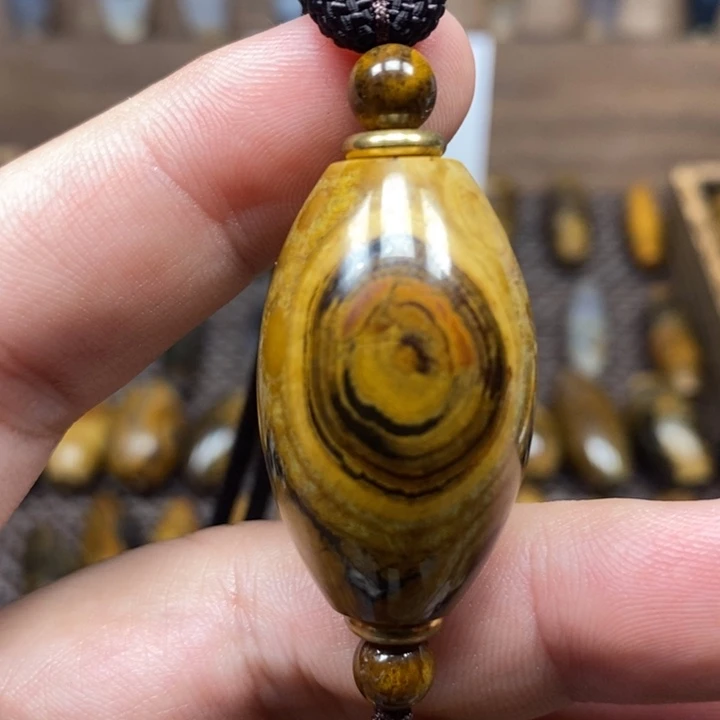 玛瑙/玉髓颈饰未镶嵌奇*轩