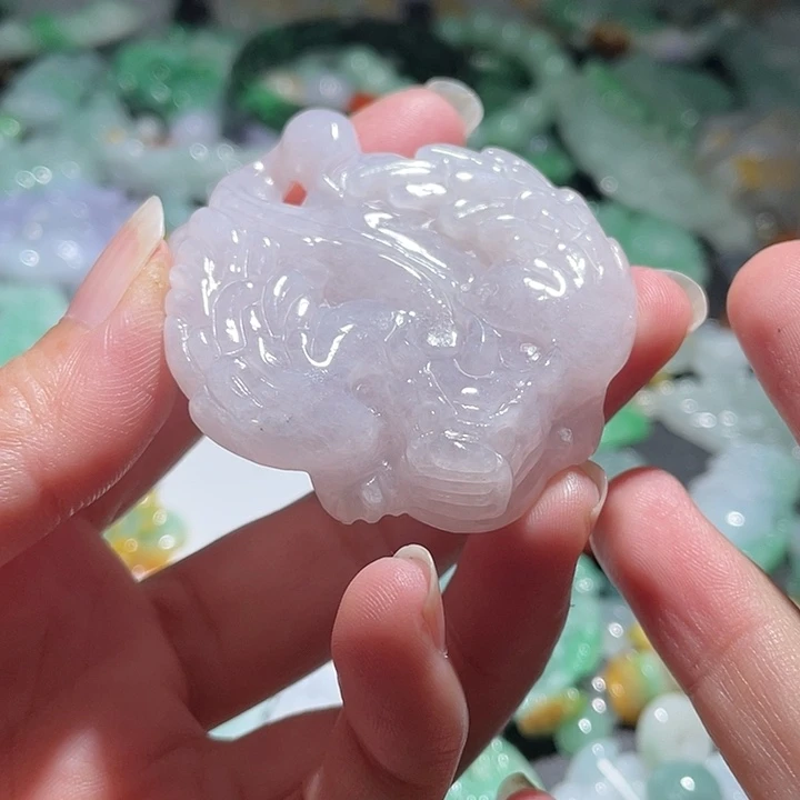 颈饰未镶嵌翡翠天