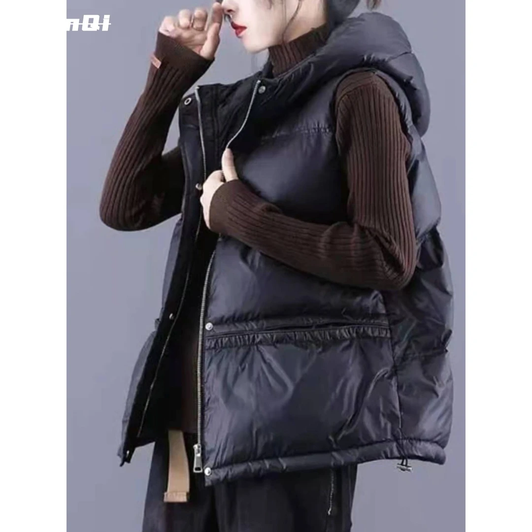 淳启连帽轻薄款马甲女秋冬新宽松文艺纯色无袖马夹时尚百搭休闲潮