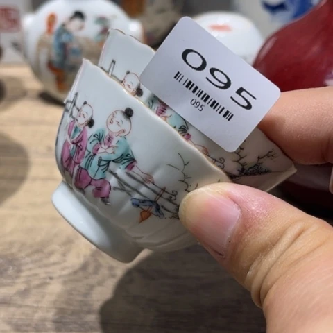 卡***莎瓷器小摆件小摆件095