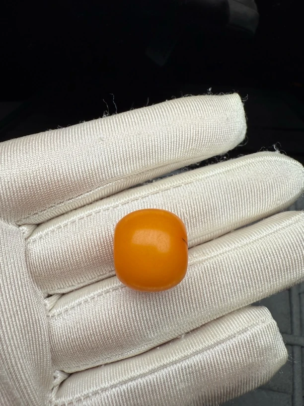 2.79克，西亚老蜜蜡鼓珠单珠