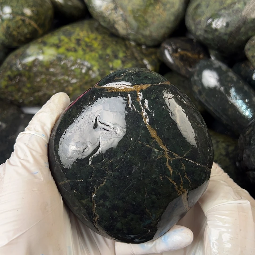 未镶嵌蛇纹石玉西藏藏玉药王石鸿****验