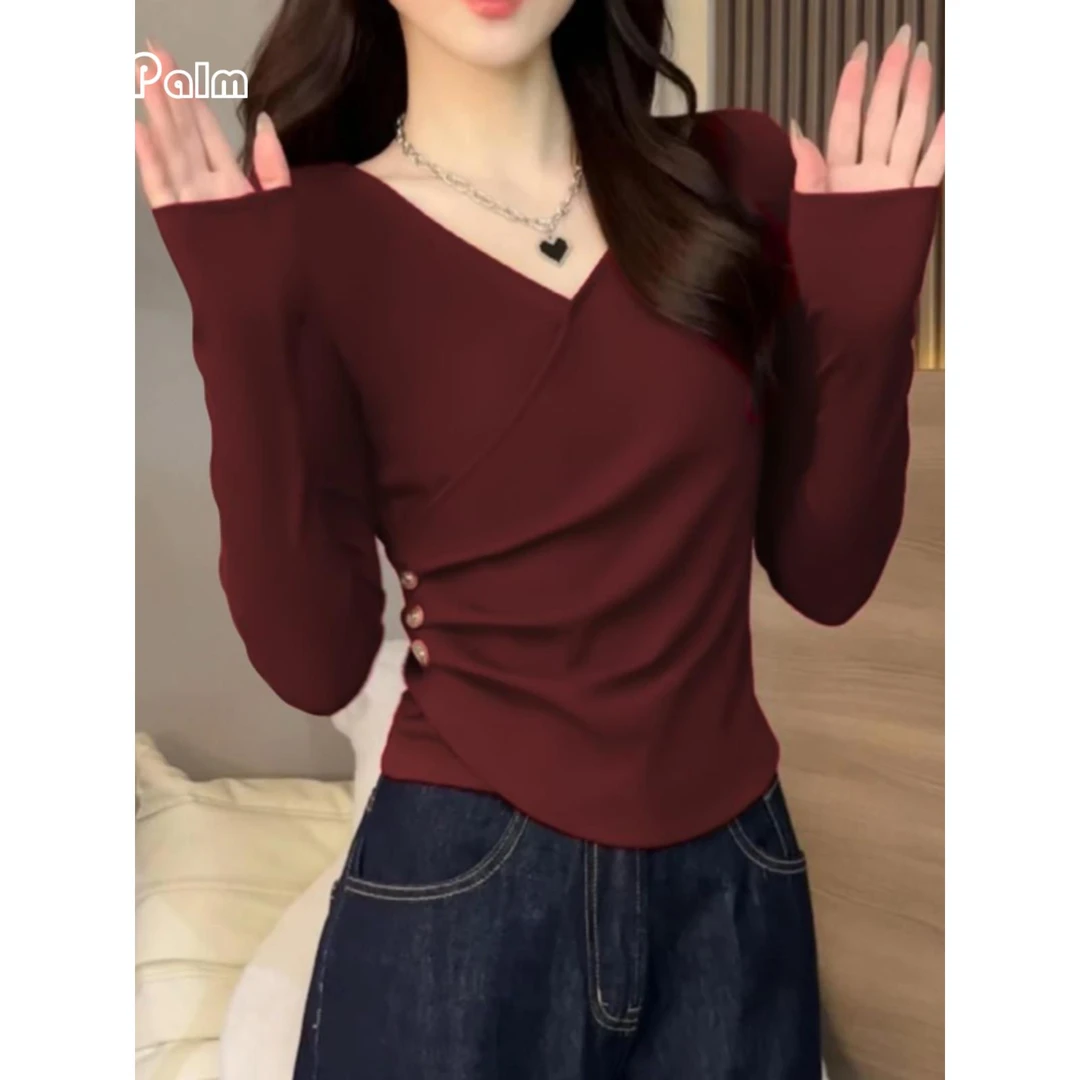 GiftPalm红V领宽松右肩长袖女式t恤不对称褶腰上交叉拼接内层衬衫