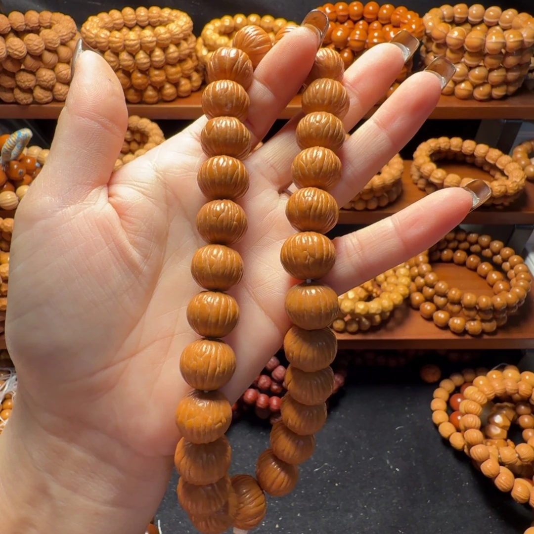 猴头核桃吊坠土豪