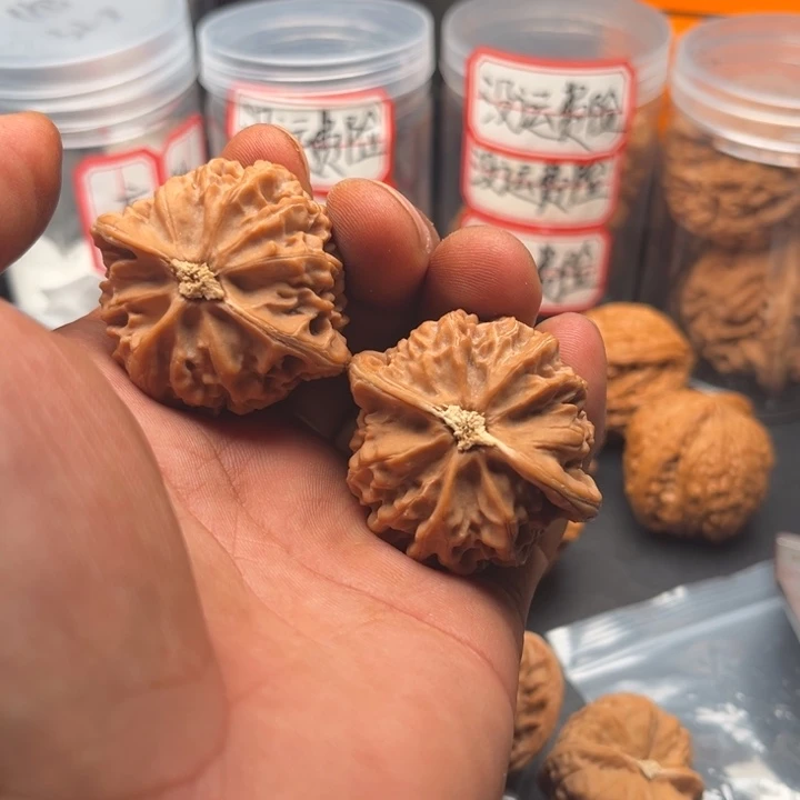 把件文玩核桃宫灯43