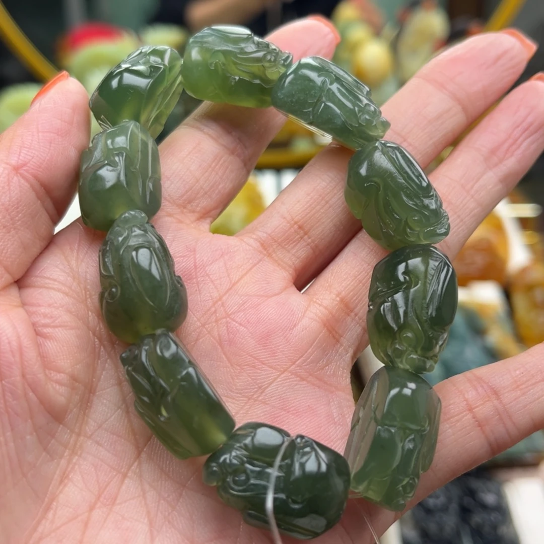 岫玉未镶嵌挂件手链