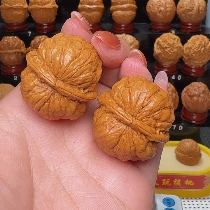 文玩核桃把件包罗万象35尺…………11号