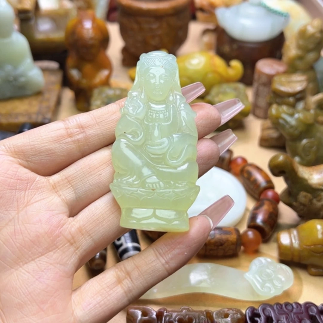 【闪购商品】蛇纹石玉颈饰未镶嵌