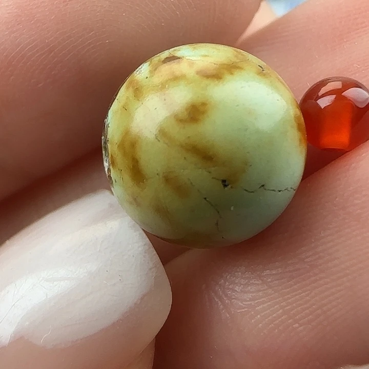 未镶嵌配饰11.3南红玛瑙