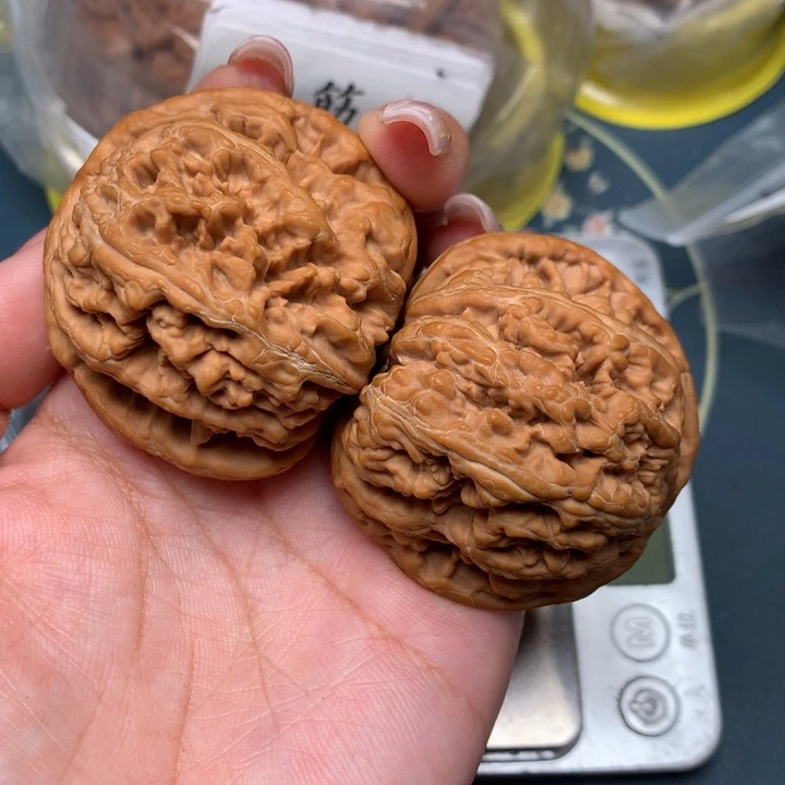 文玩核桃把件  47-68-8