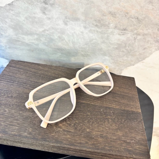 妹妹粉色眼镜YJ094