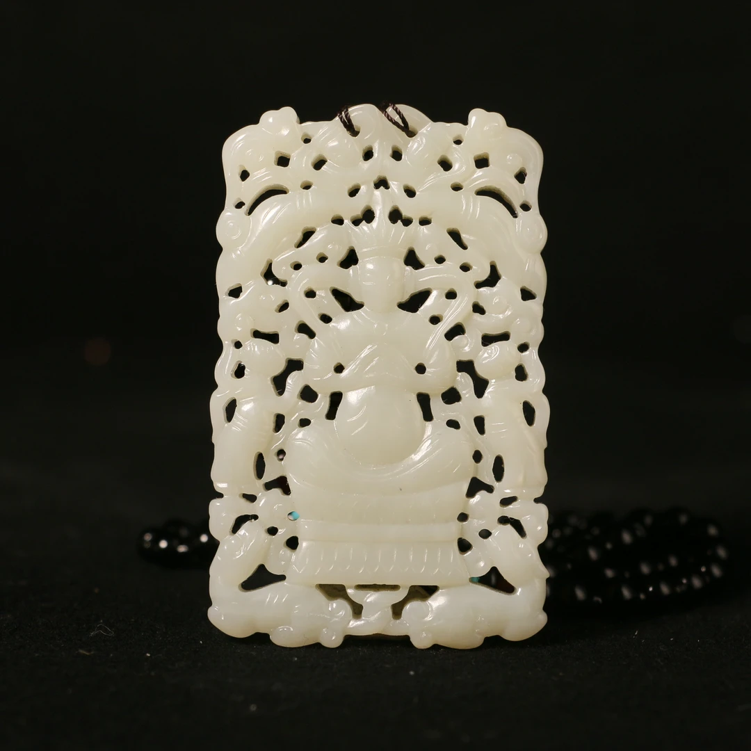 2NN41   明  和田玉人物镂空牌