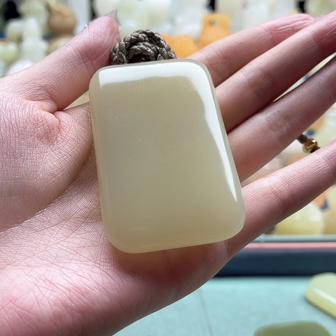 天***瀚昆仑山脉山料手把