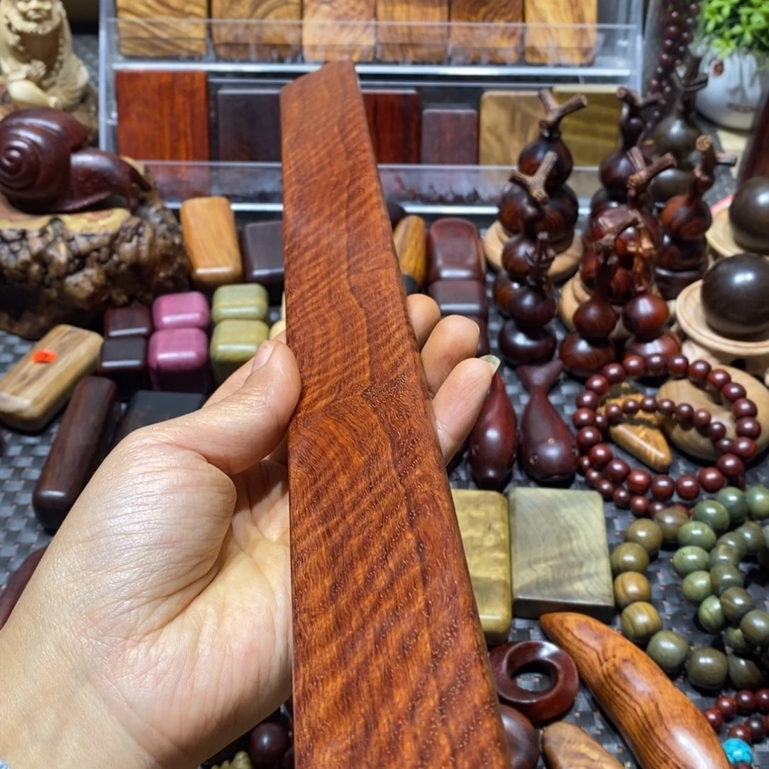 大果紫檀（缅甸花梨）言*