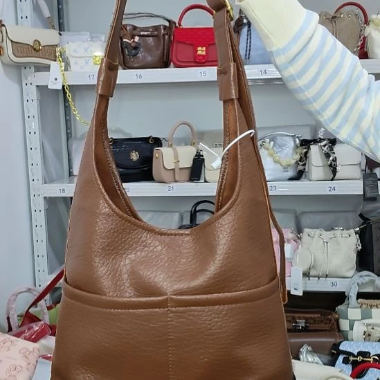 牛剖层皮革棕色托特