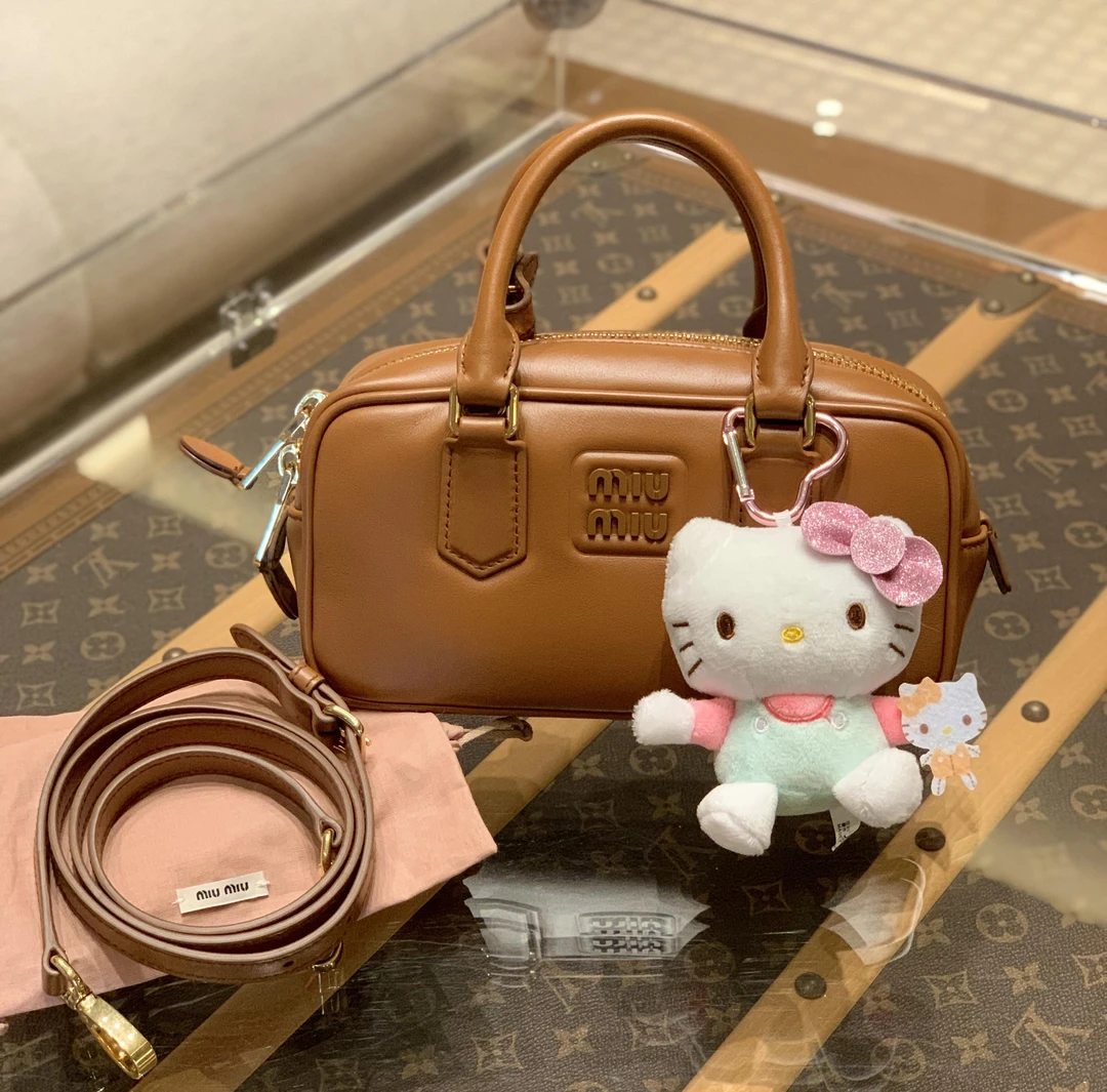 99新 MIU MIU/缪缪 壹臻/焦糖色保龄球 小号包/79620245